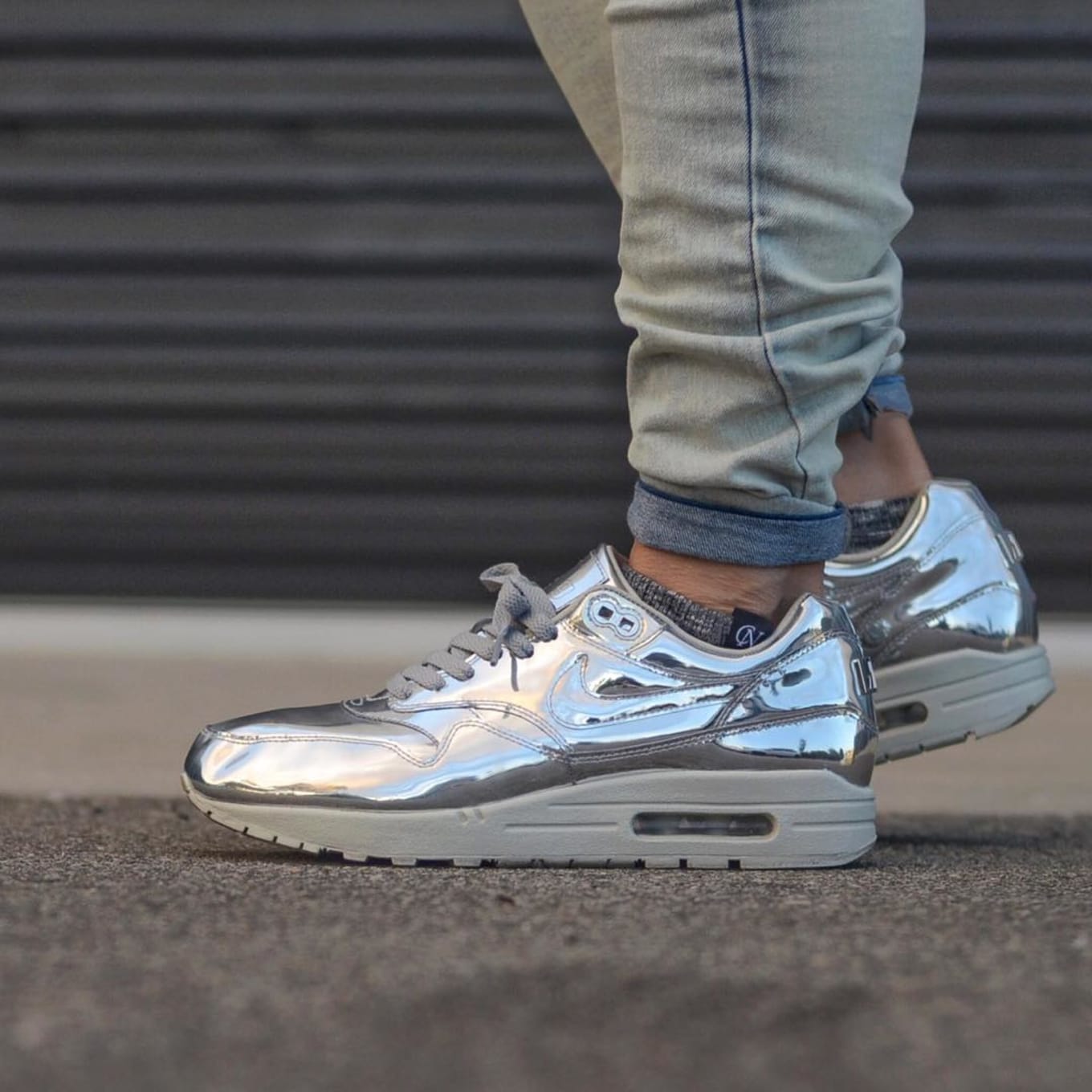 air max liquid silver