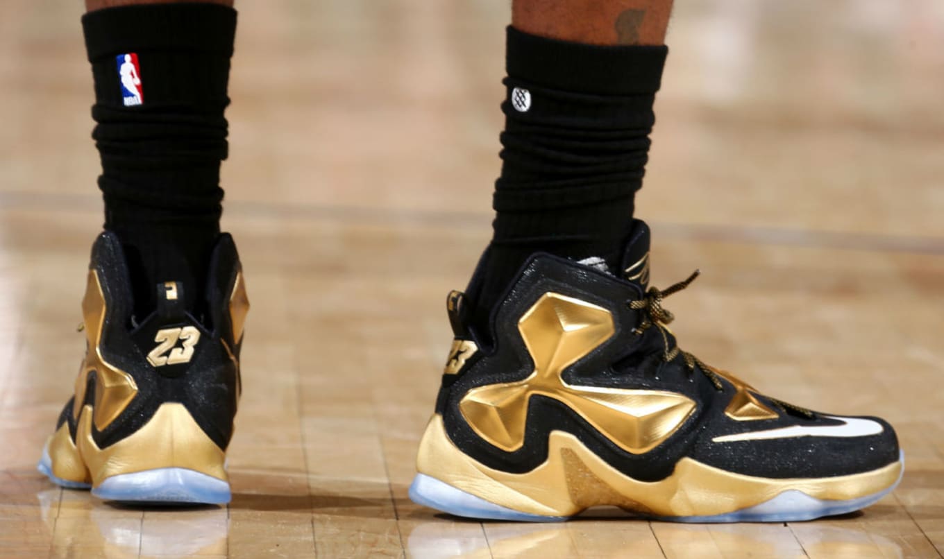 Lebron 13 black and gold hot sale