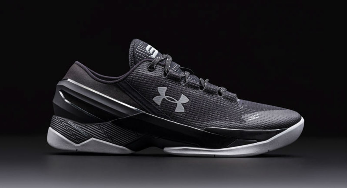 low top under armour shoes