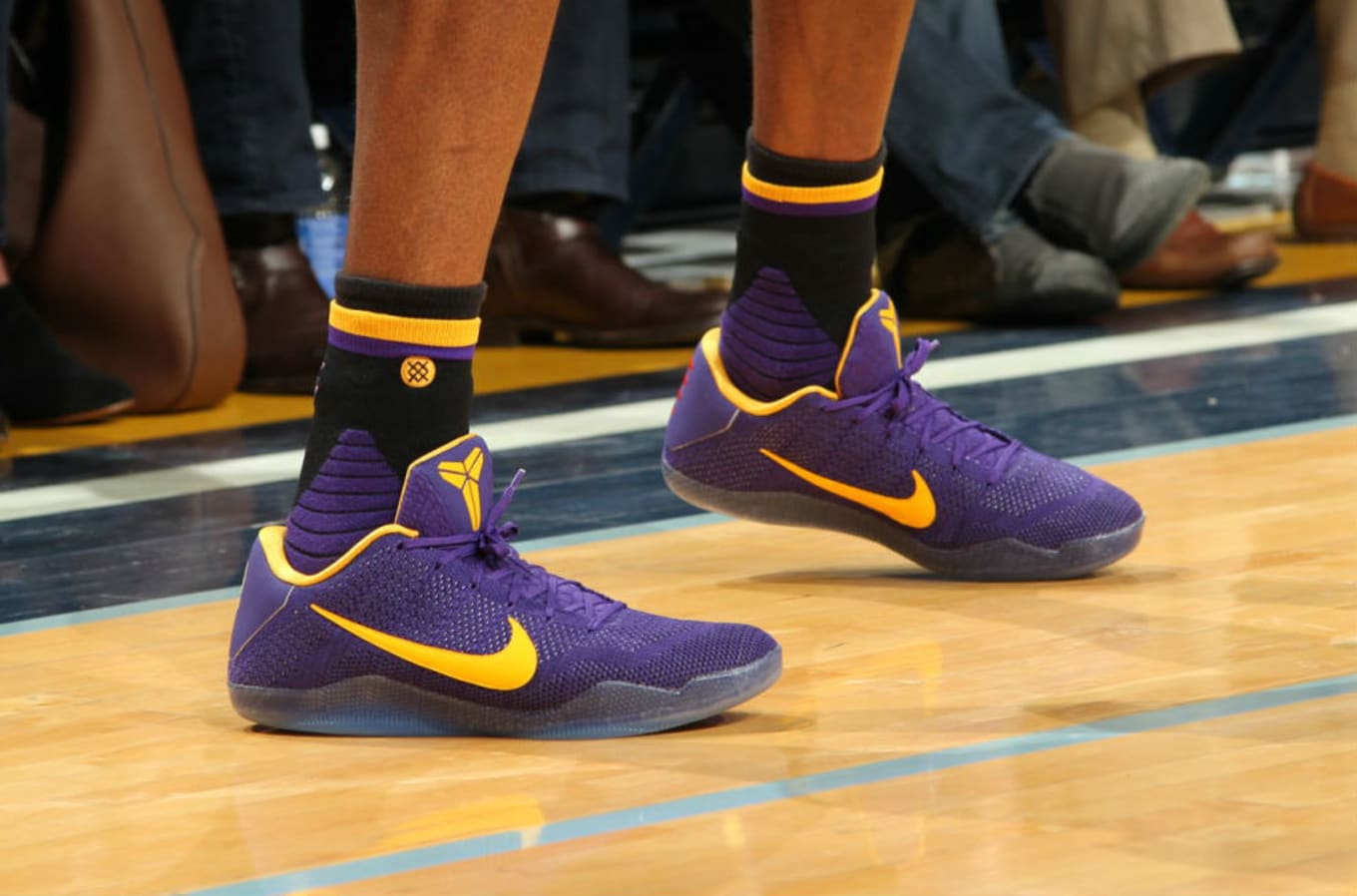 Kobe shoes purple and yellow shop