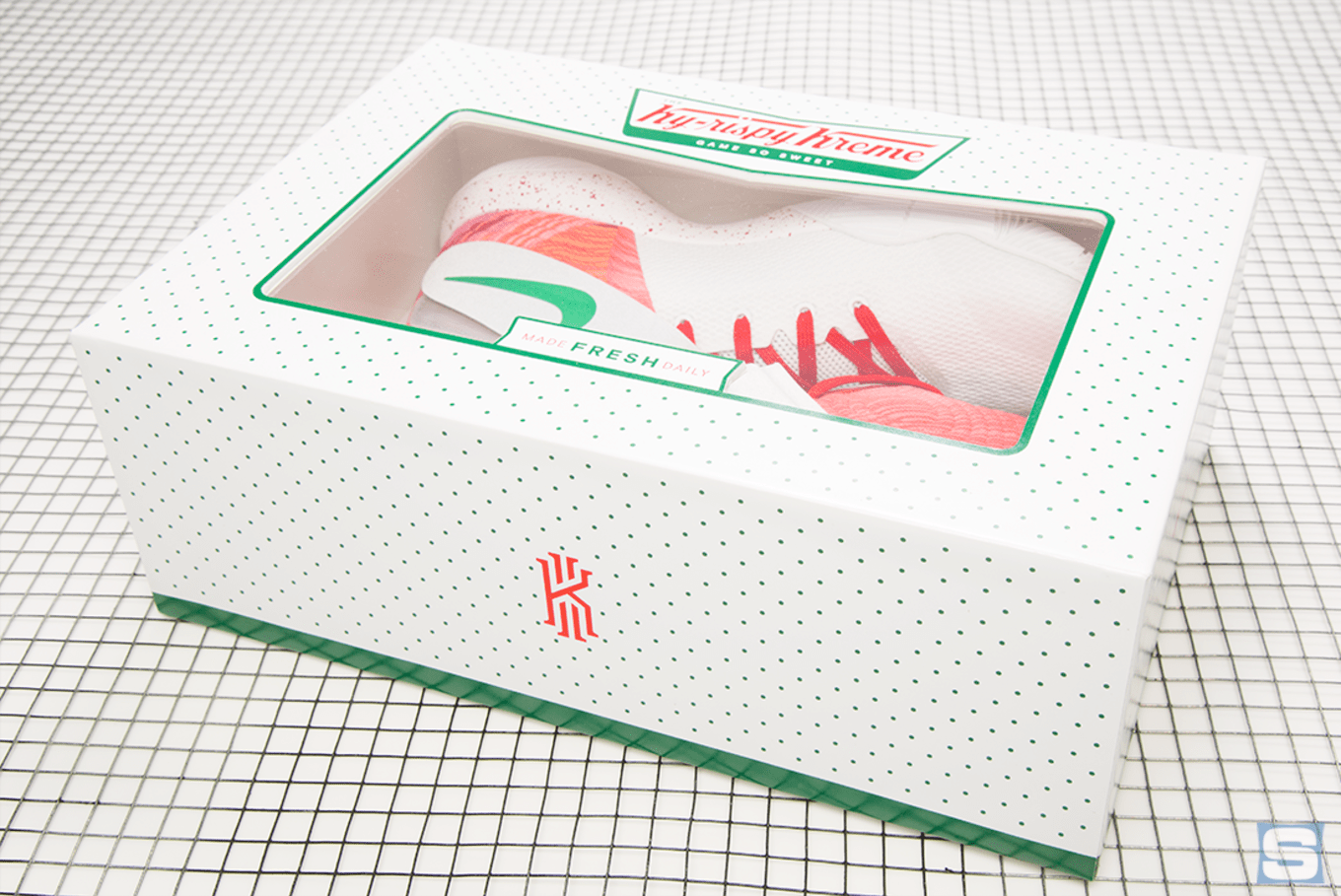 kyrie irving krispy kreme shoes