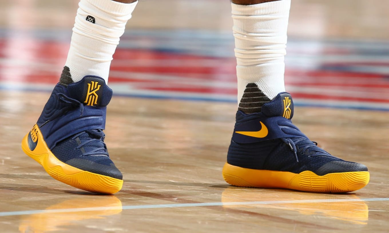 Kyrie Irving Wears the \