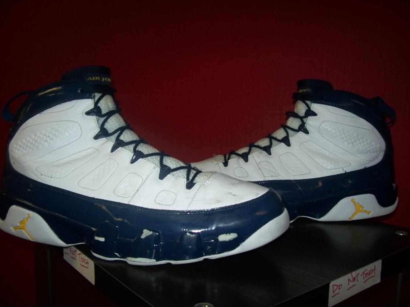 white and navy retro 9