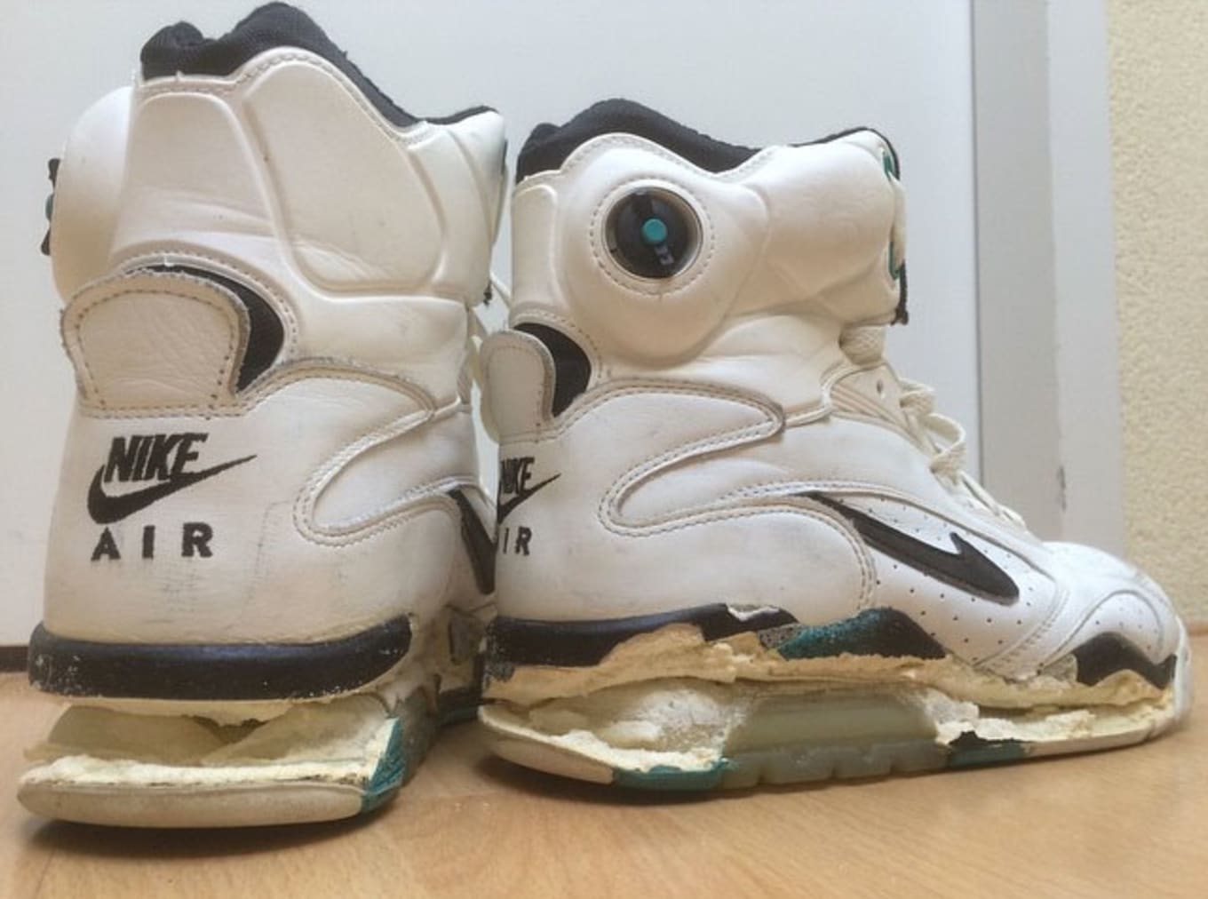 Nike blowout shoe discount