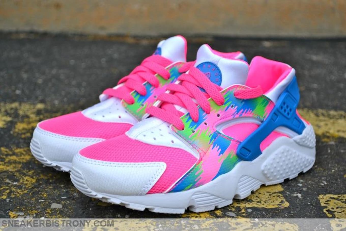 white blue and pink huaraches