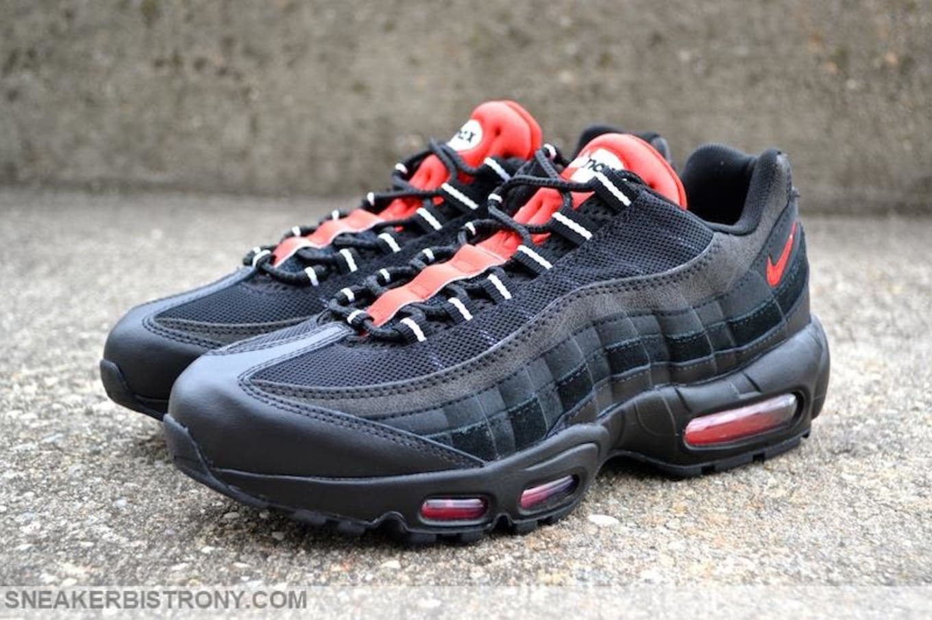 Air max 95 store black and red