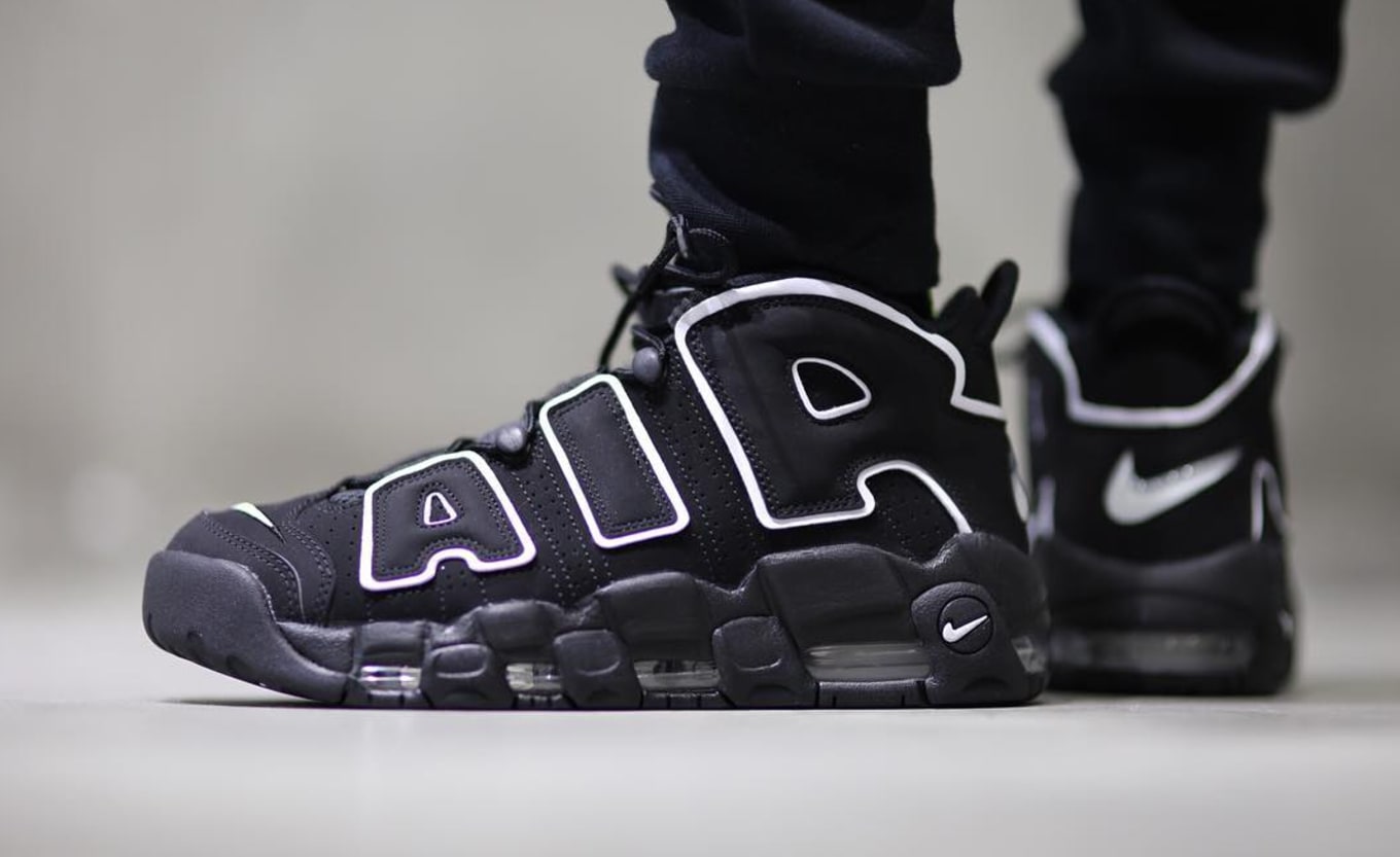 nike air more uptempo on feet