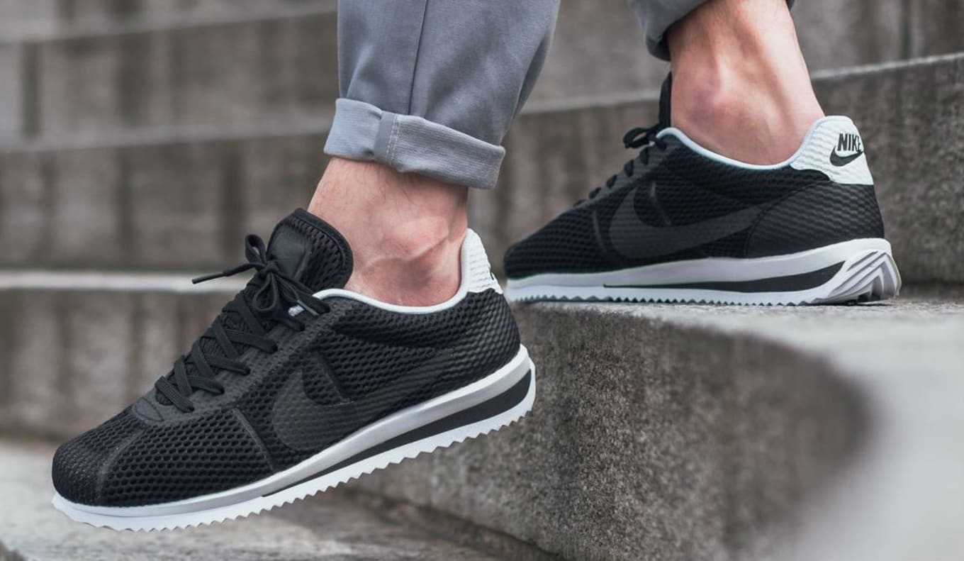 nike cortez ultra black