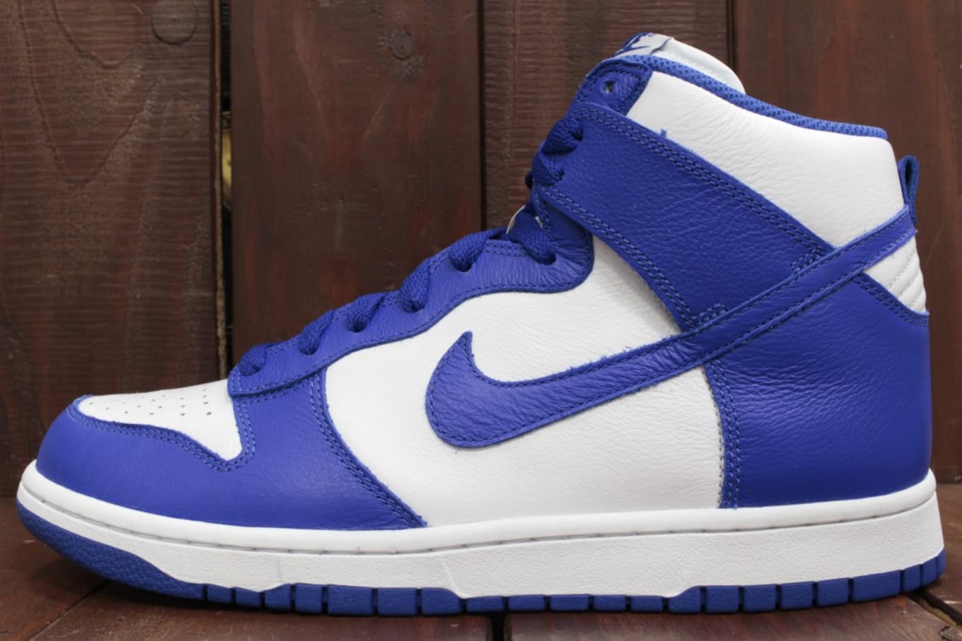 nike dunk be true to your school