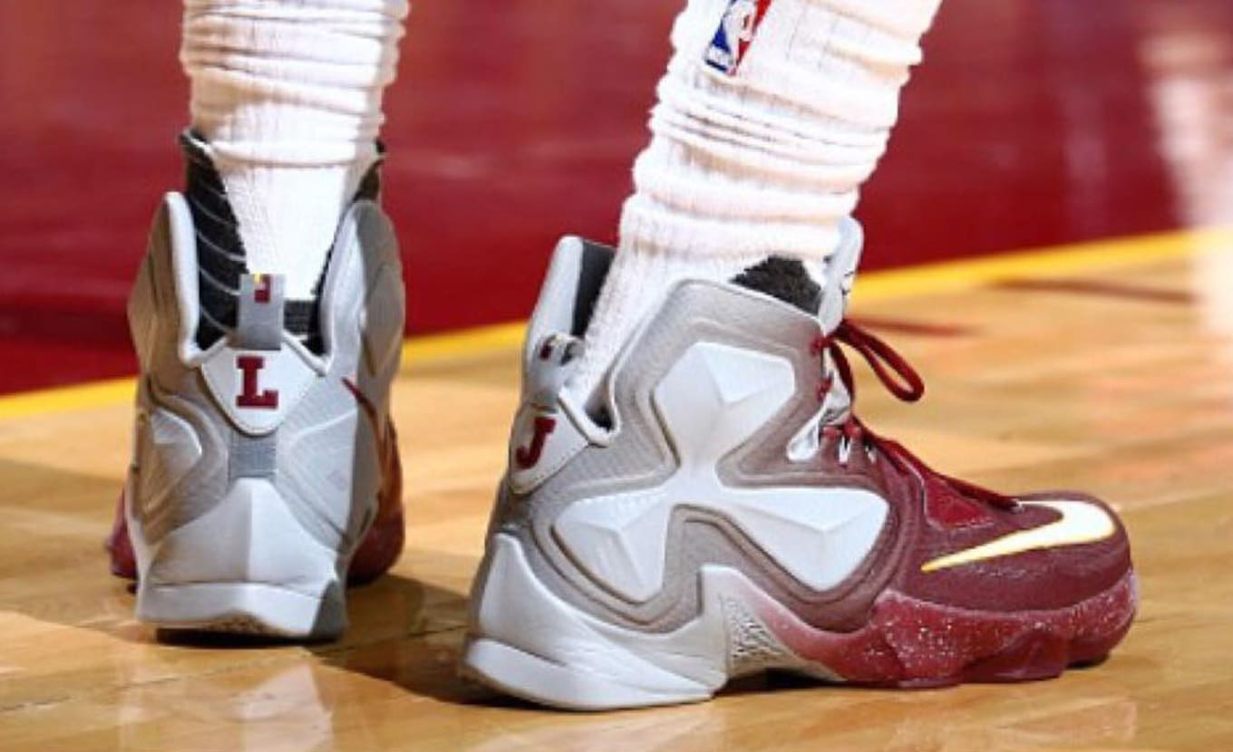 air jordan 1 nere e gialle