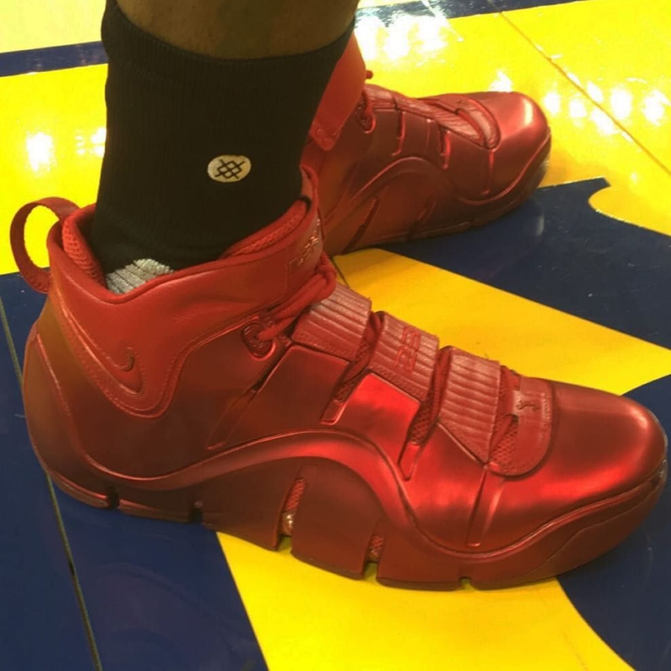 lebron 4 strap shoes