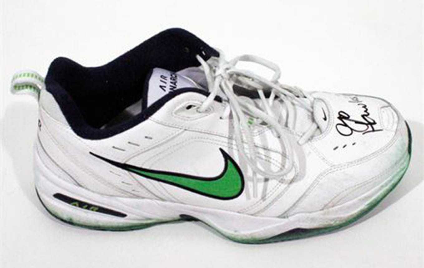 pete carroll nike air monarch