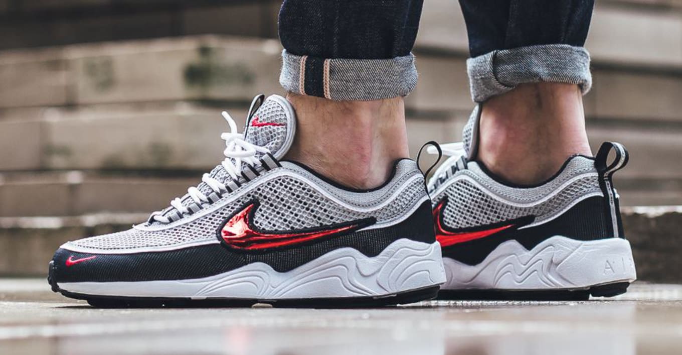 Nike spiridon on feet hot sale