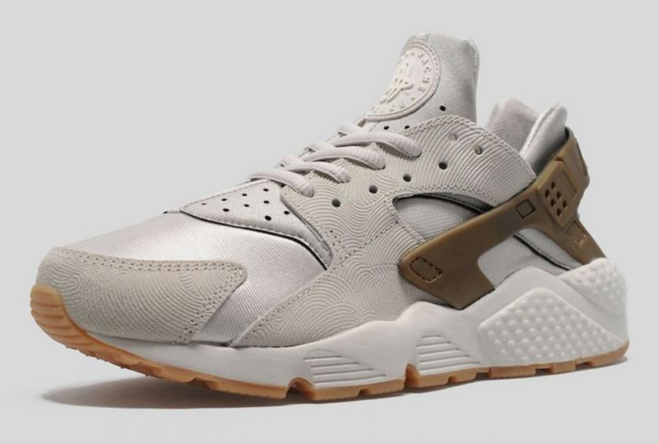 nike air huarache 2016 womens gold