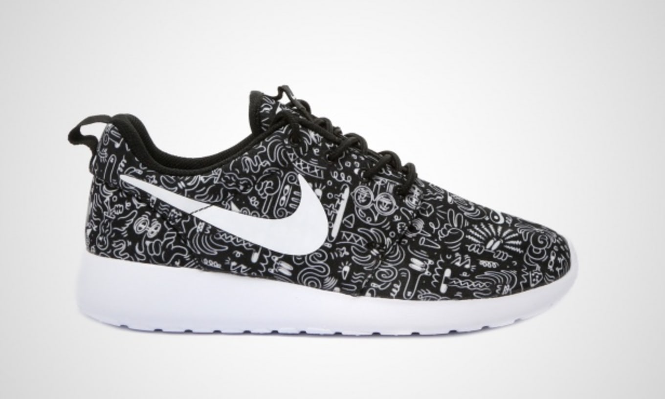 Roshe Run WMNS Print Sole Collector
