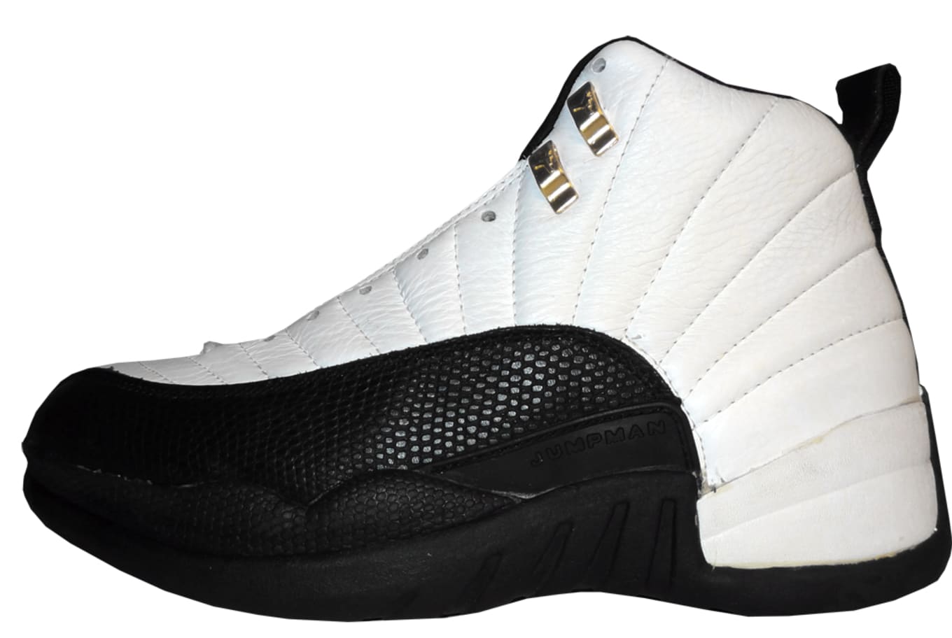 Retro 12 black 218 on sale