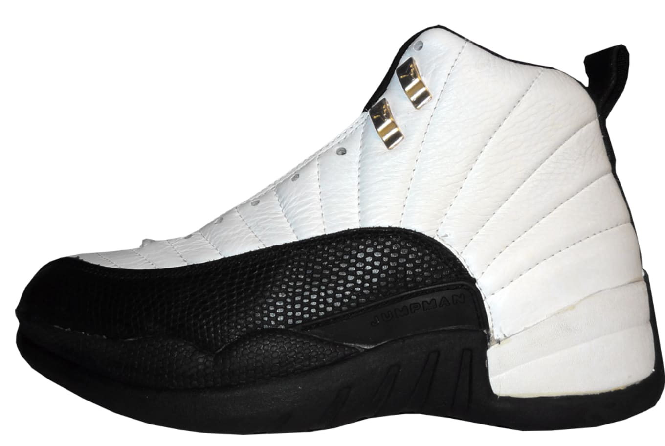 black and silver jordan 12