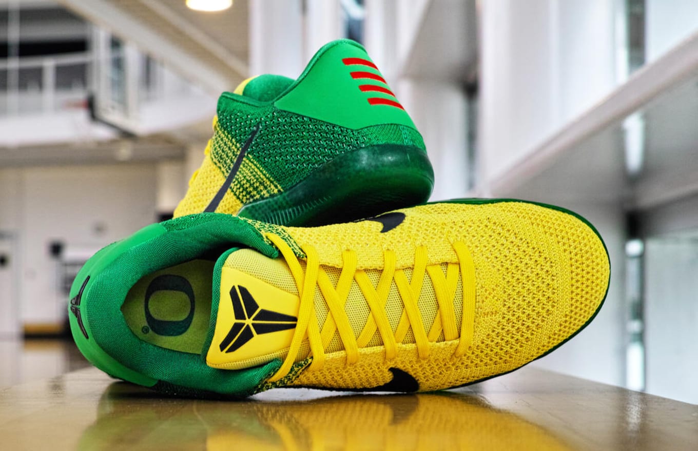 kobe bryant oregon shoes