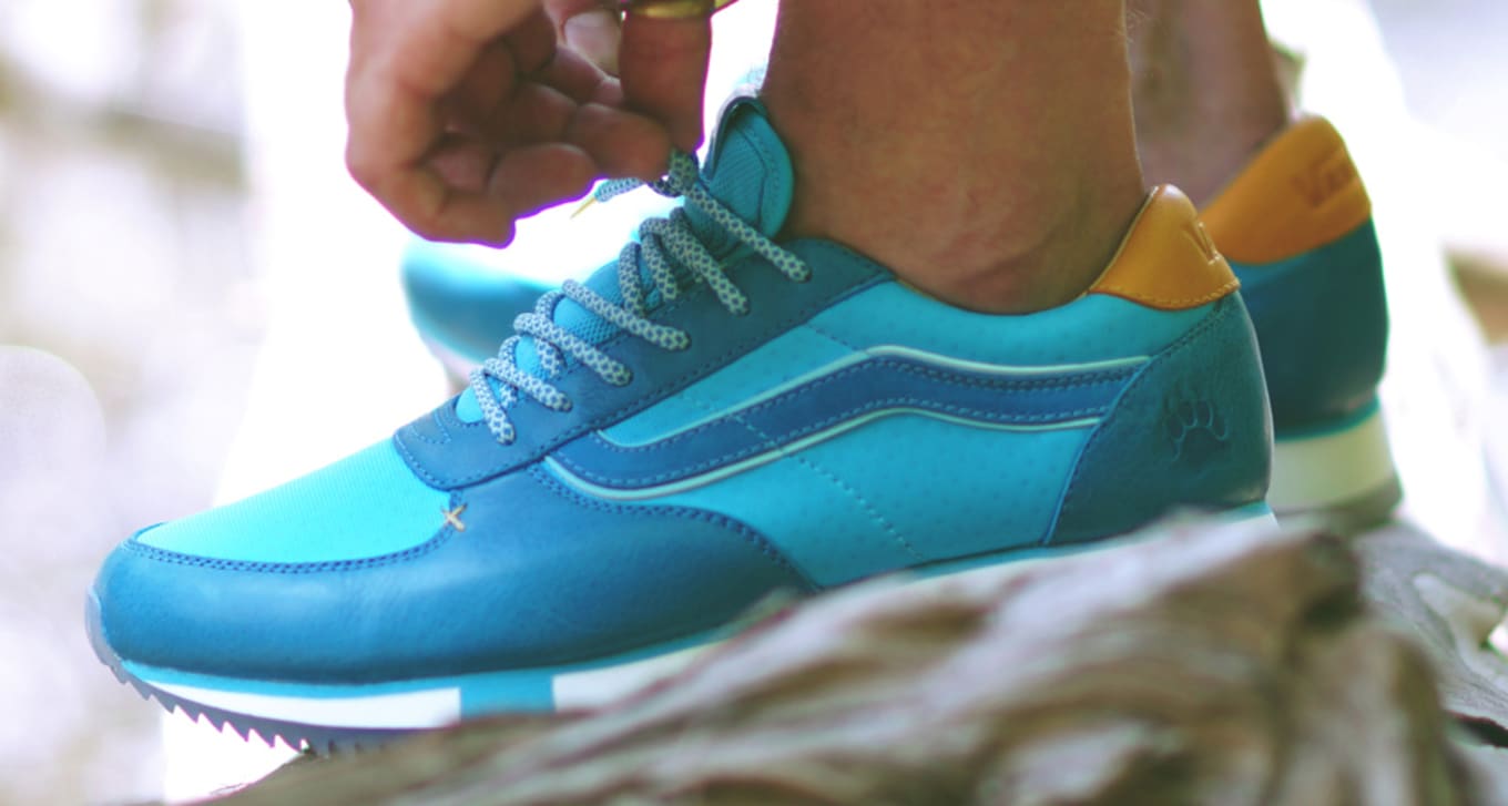 vans running vans running