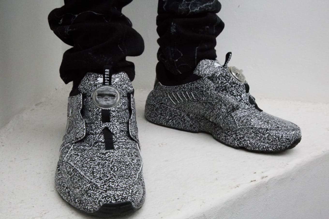 trapstar x puma disc blaze white noise