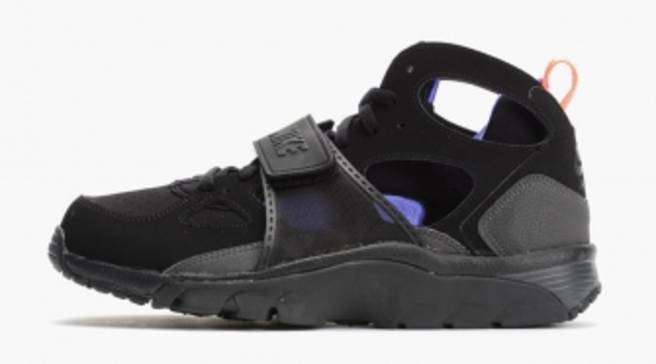 nike air trainer huarache 2019