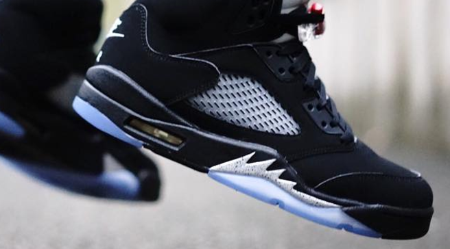 retro metallic 5s