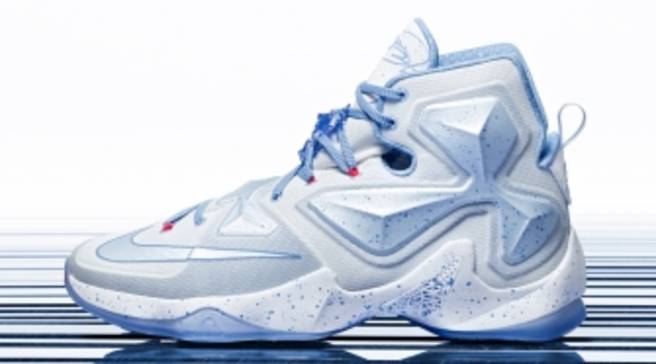 lebron 13 christmas