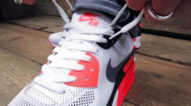 nike airmax hyperfuse