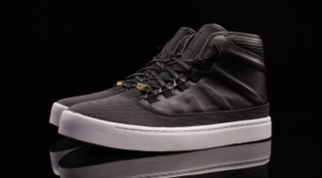 russell westbrook shoes black and white