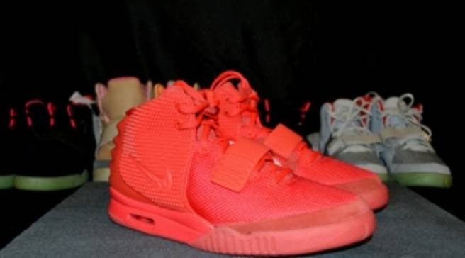 nike air red october yeezy 2