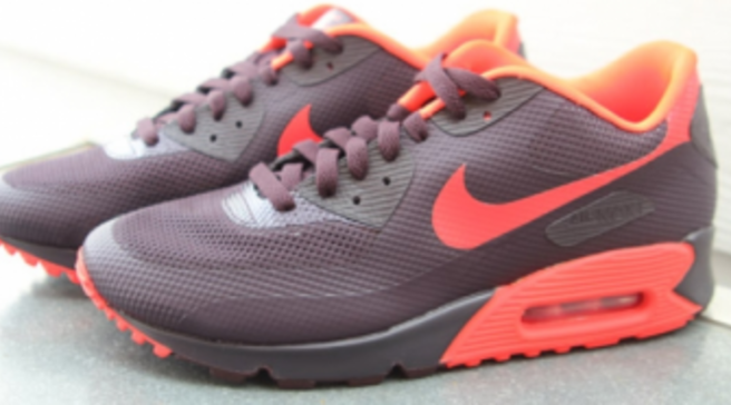 nike airmax hyperfuse