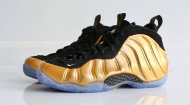 air foamposite one gold