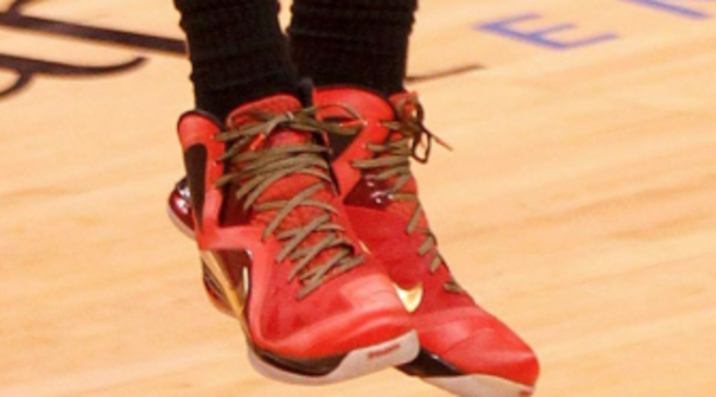 lebron james 9 elite