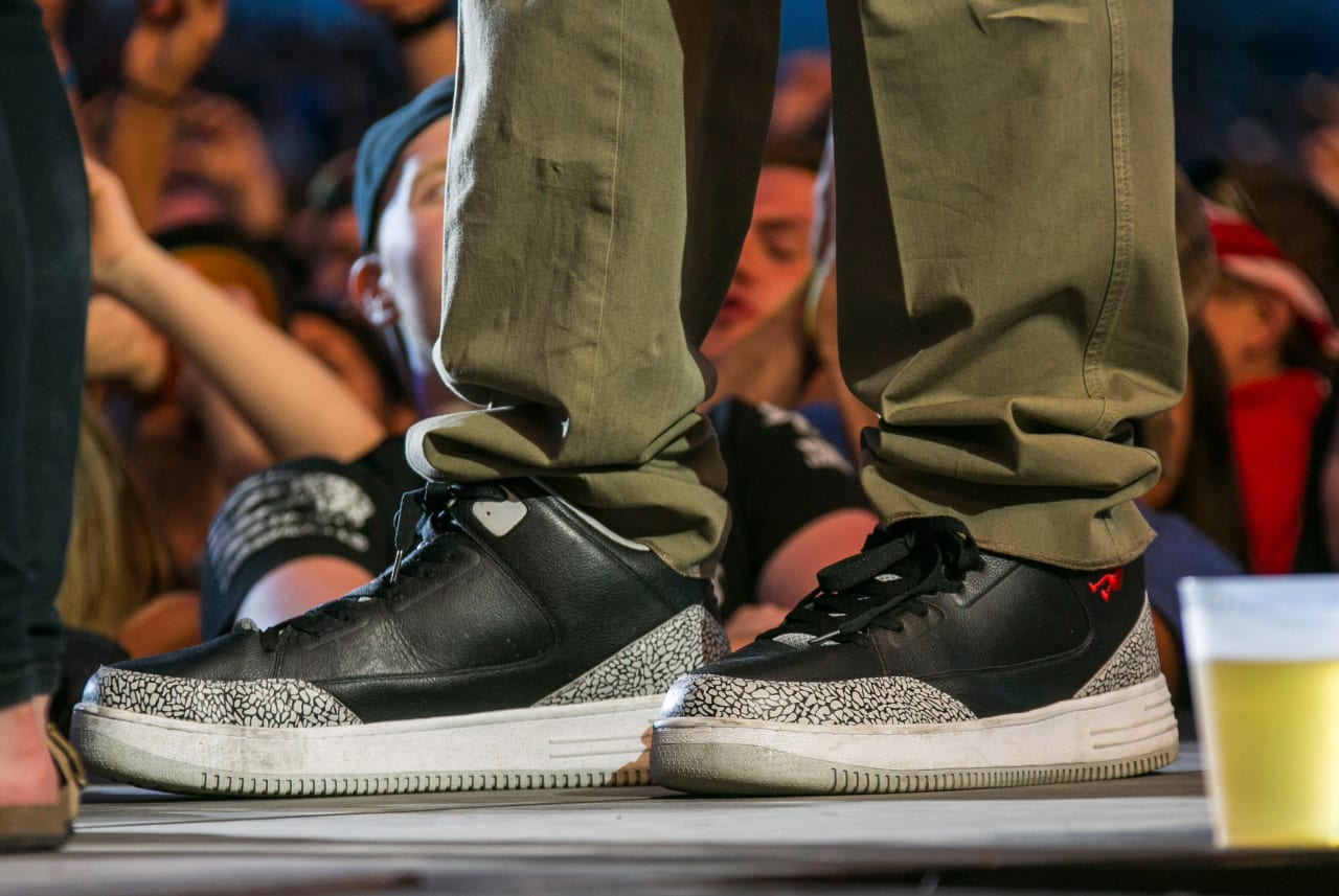 Shaquille O'Neal Explains Why Shaq Sneakers Bootleg Air Jordan | Sole  Collector