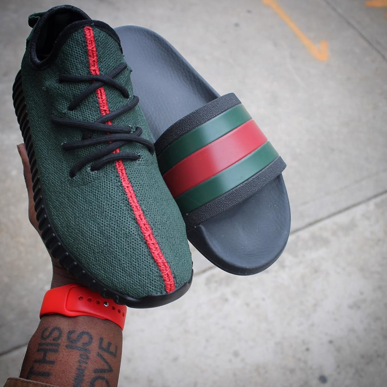 yeezy 350 gucci