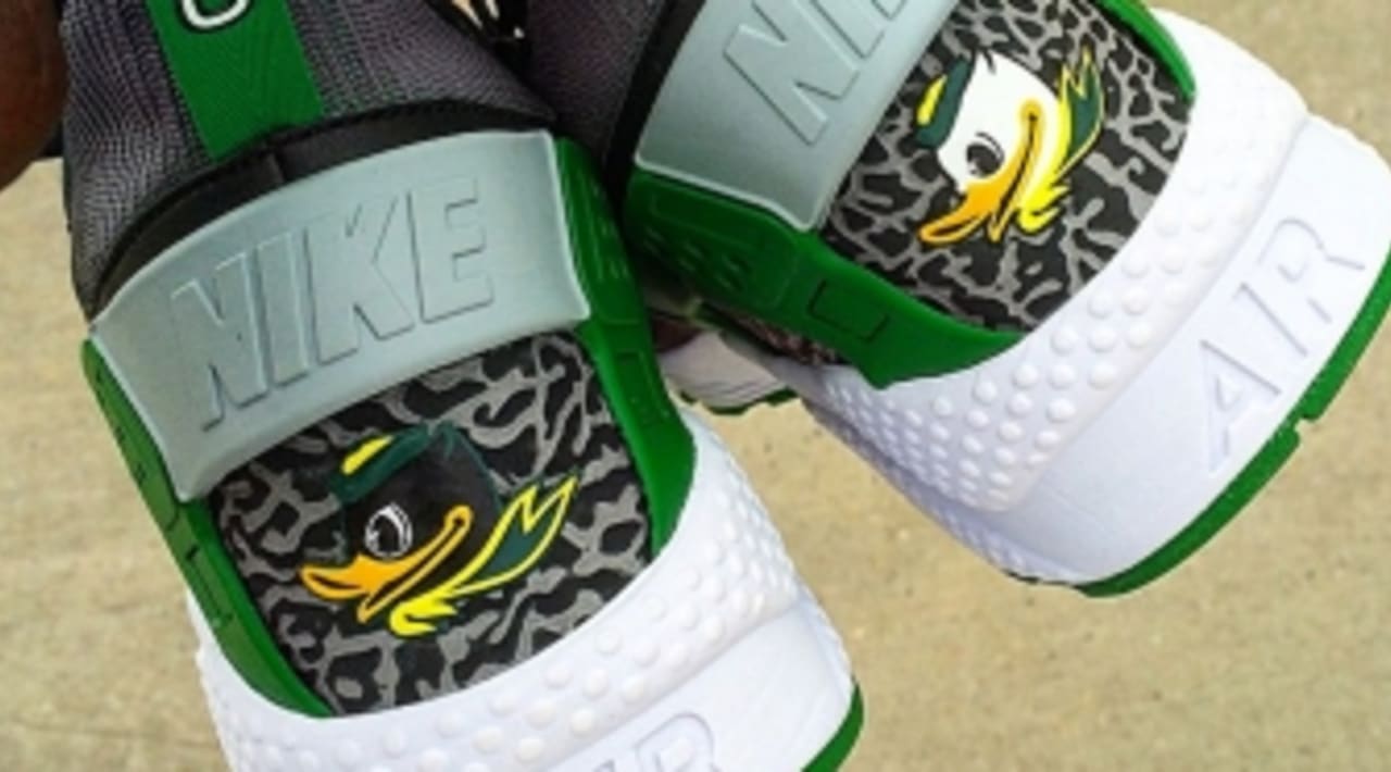 oregon duck air force ones