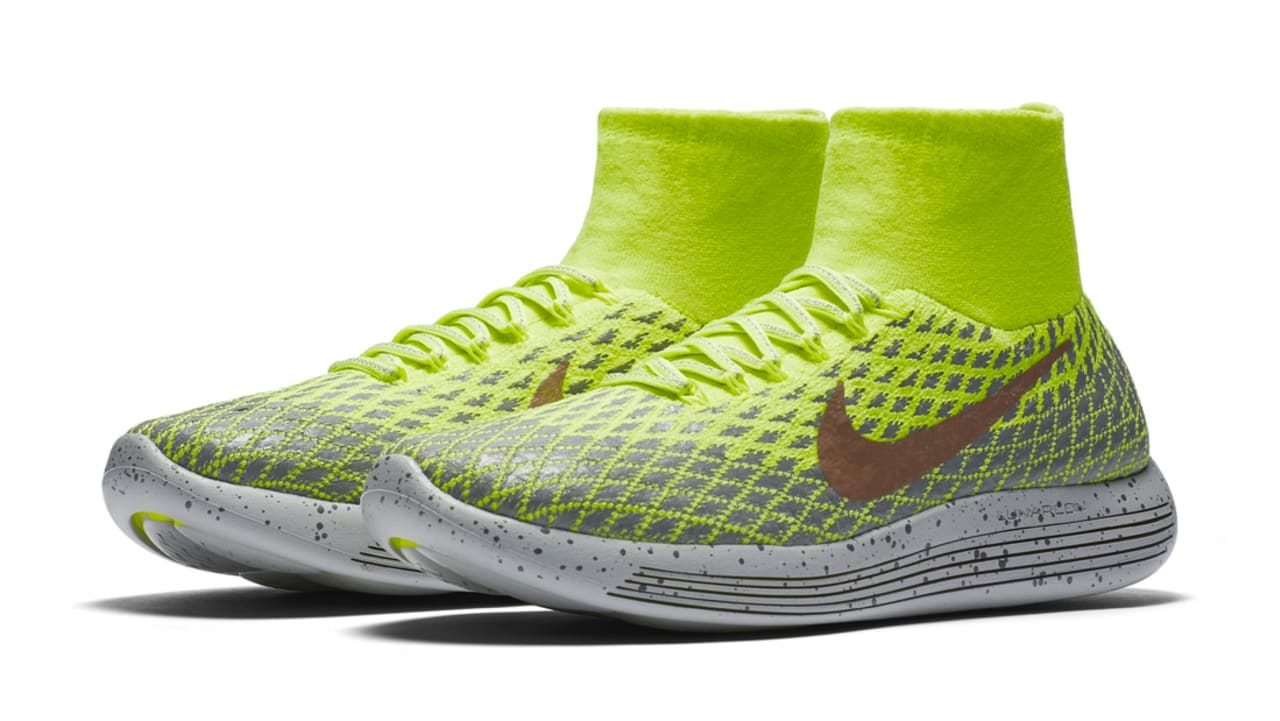 women's 'lunarepic flyknit shield running shoes