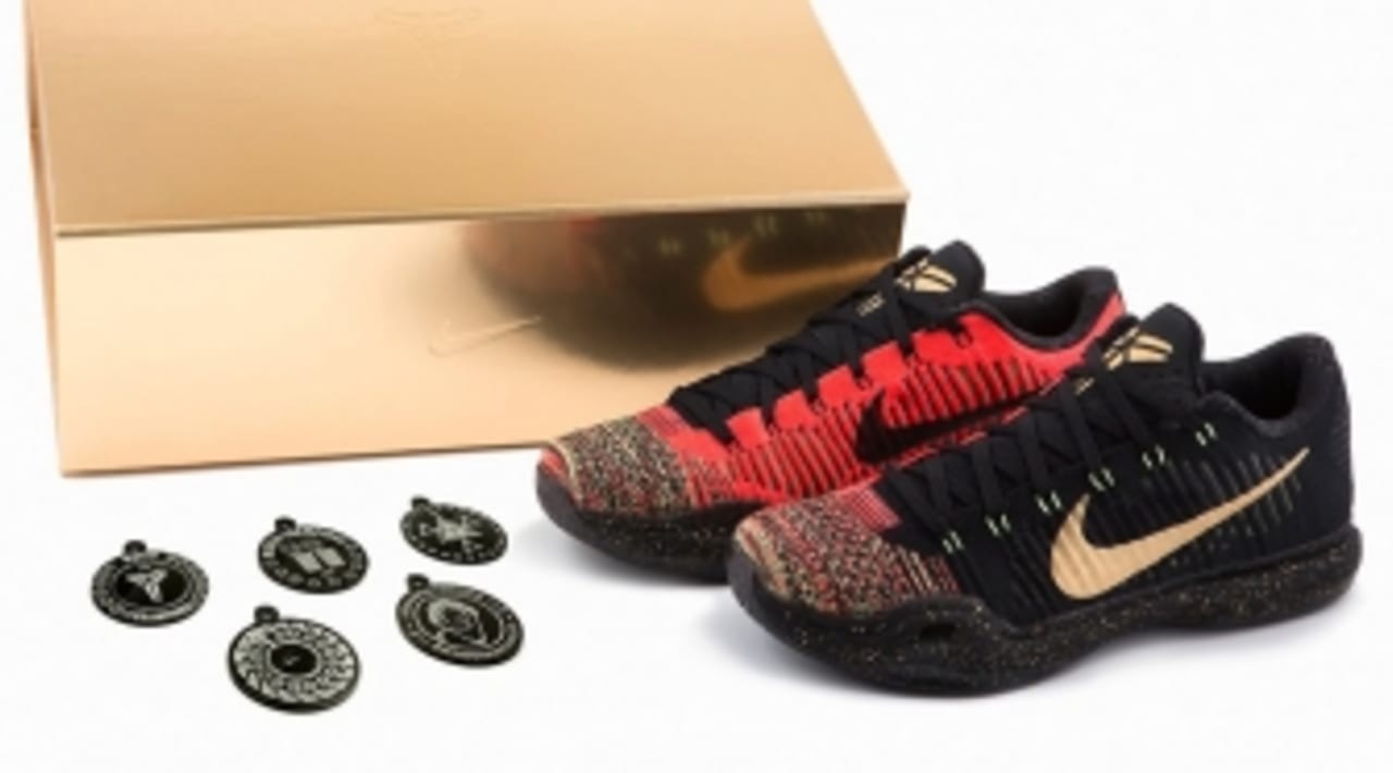 Kobe bryant shoes christmas edition Clearance