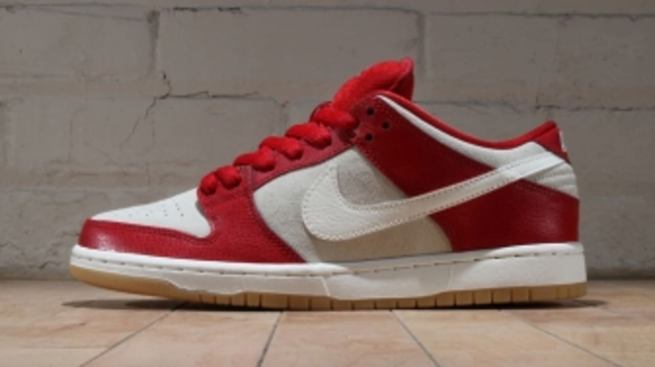 nike dunk low valentines day