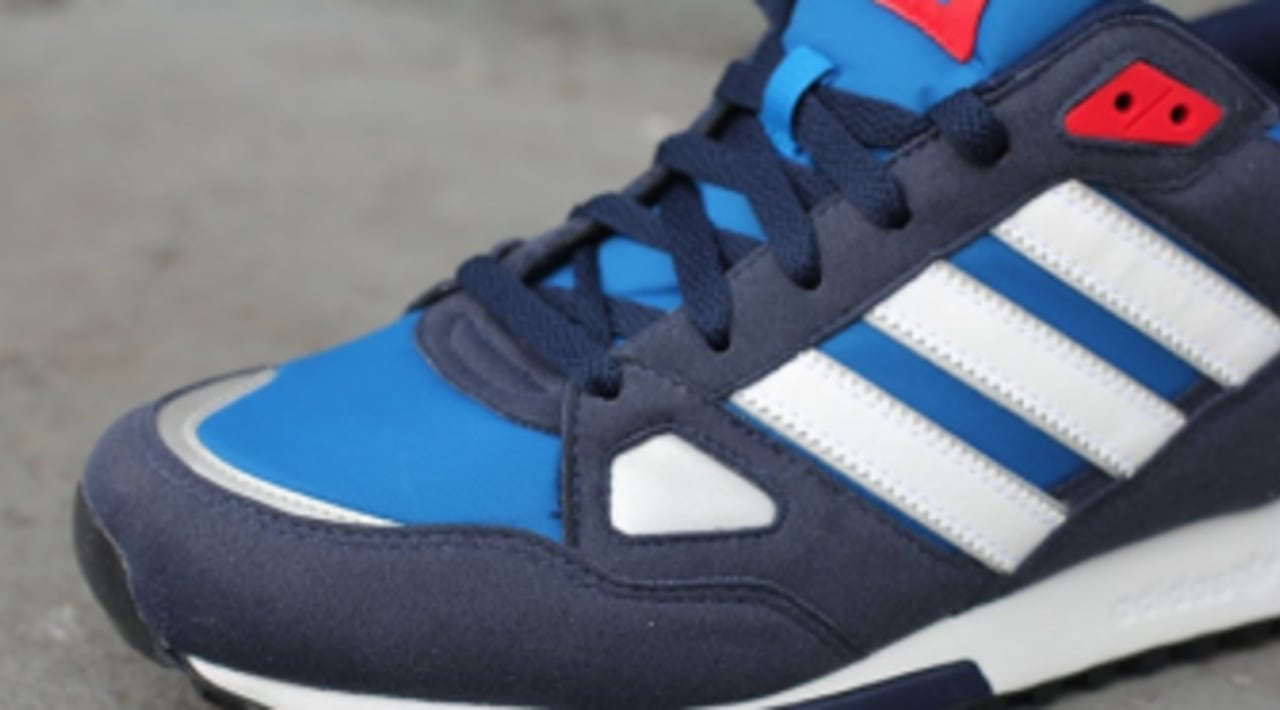 adidas zx 750 blue white red