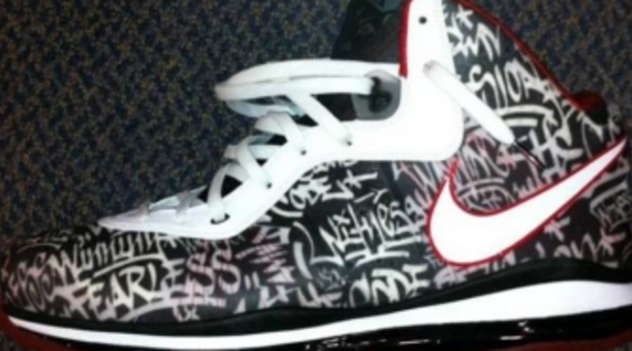 nike lebron 8 graffiti