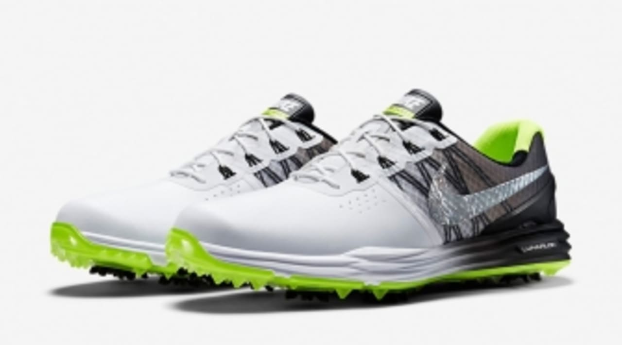 rory mcilroy golf shoes