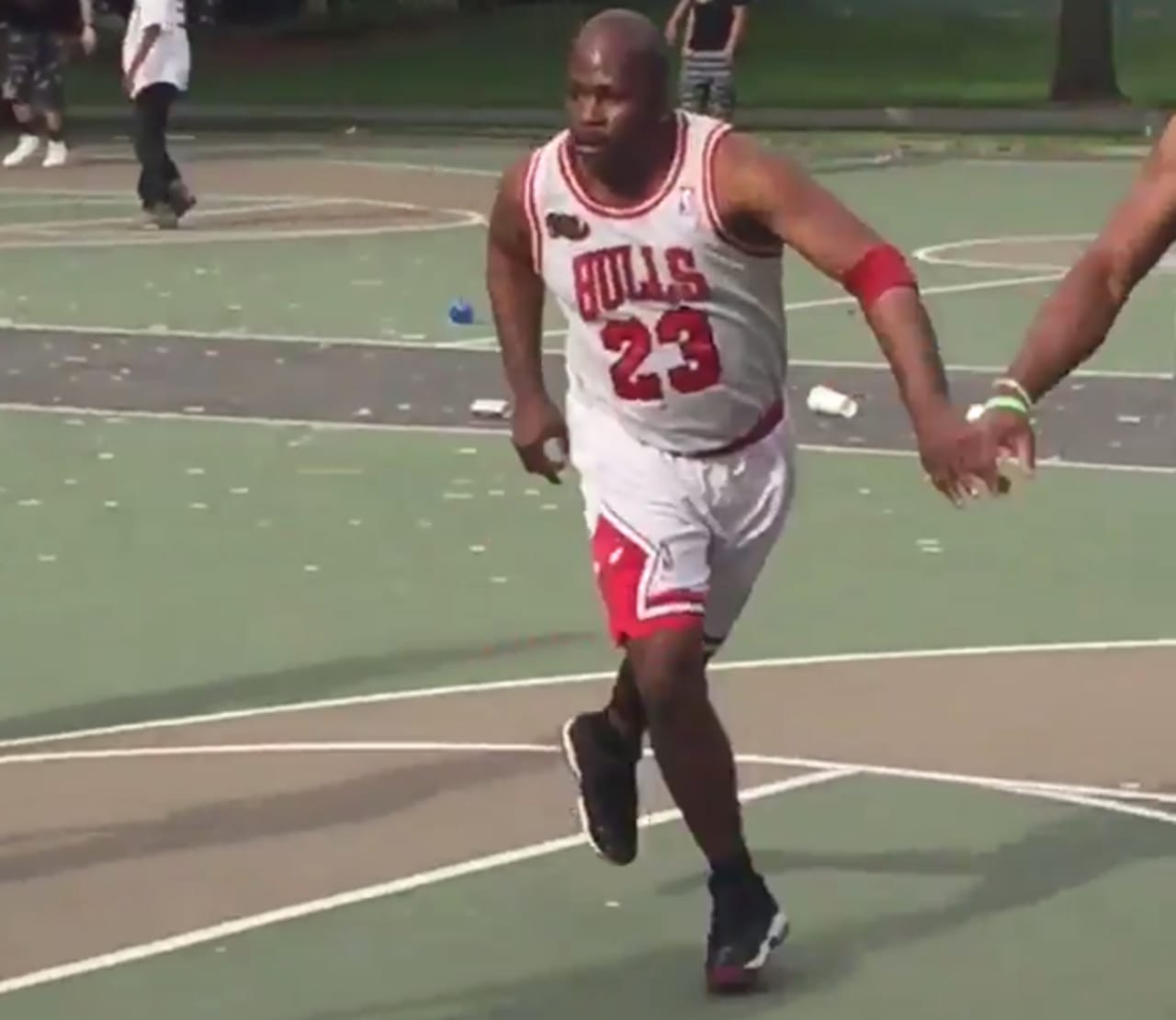 Man Playing Basketball Michael Jordan Outfit | Sole Collector