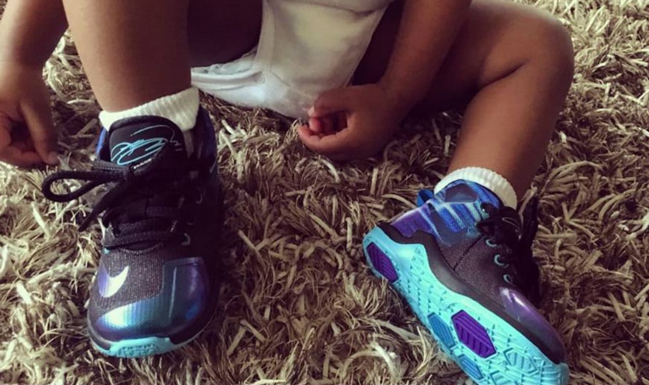 lebron daughters shoes