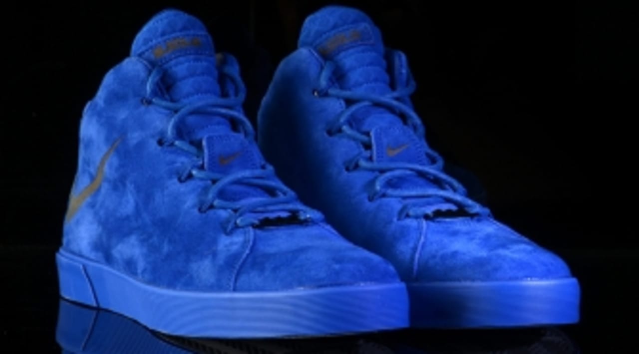 lebron james blue sneakers