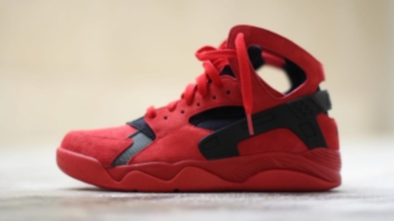 red high top huaraches