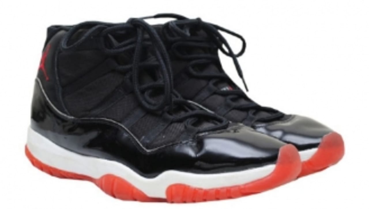 Game-Worn 'Bred' 11 from 1996 Finals 