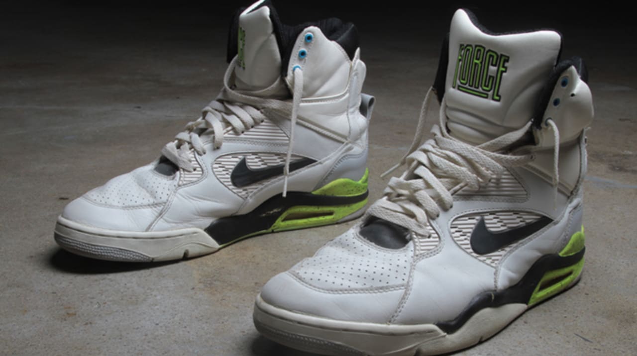 Ruidoso entonces tenis BeatHeat // Nike Air Command Force | Sole Collector