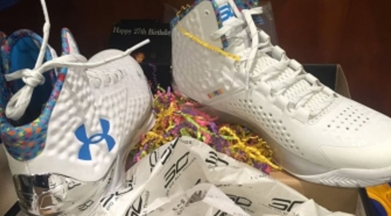curry birthday cake shoes