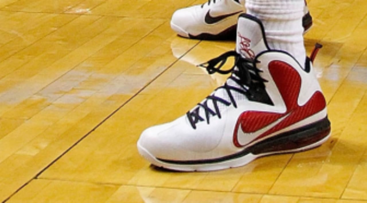 lebron 9 white black